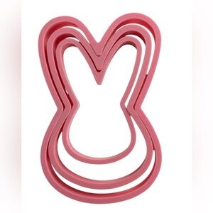 Set - 3 Wilton 1993 Nesting Bunnies Bunny Cookie Dough Cutters Pink Plastic VTG